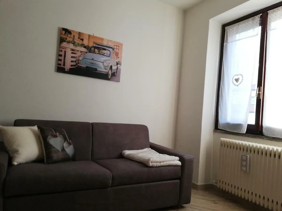 Appartamento Ca'Nova Castelmarte Apartamento