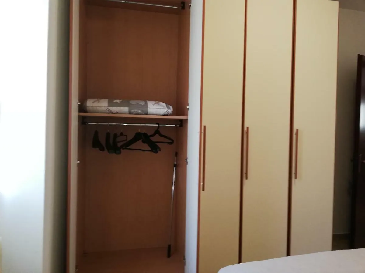Appartamento Ca'Nova Castelmarte 0*,